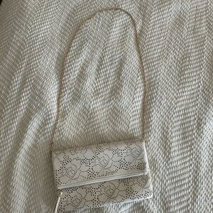 Urban Expressions Ivory Cutout Clutch